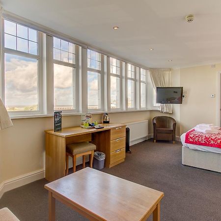 New Boston Guest Accommodation Fleetwood Esterno foto