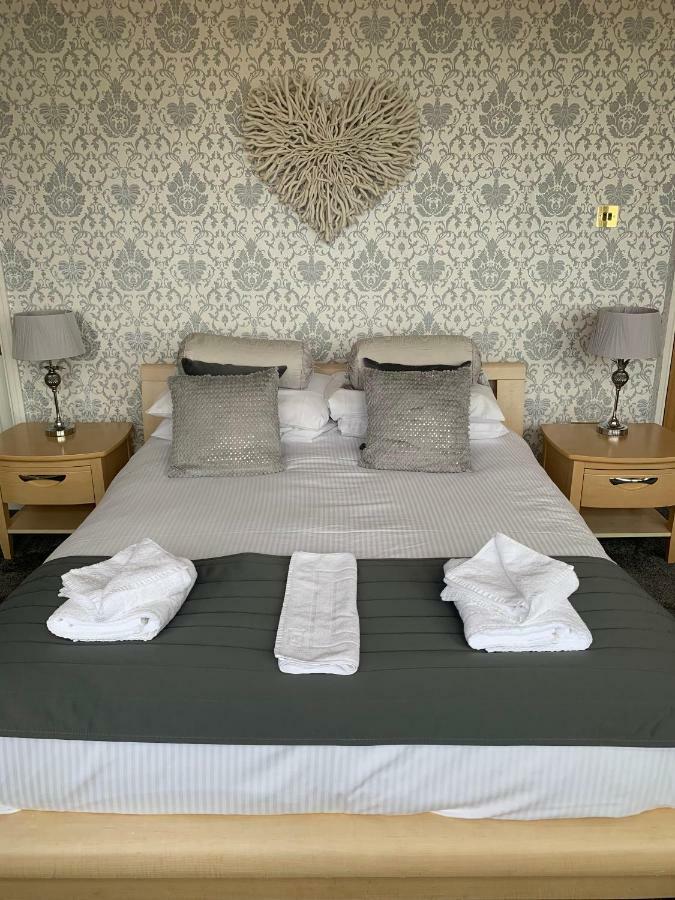 New Boston Guest Accommodation Fleetwood Esterno foto